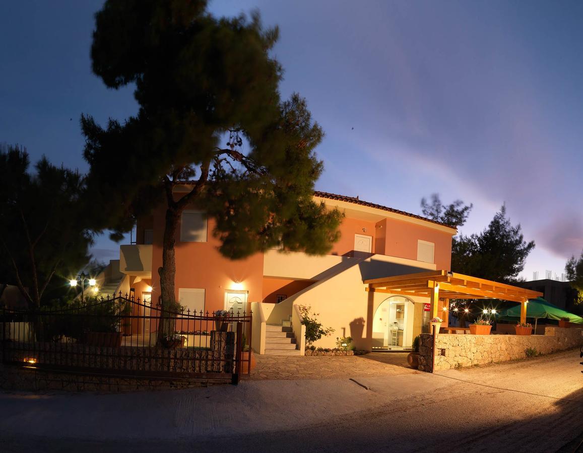 Epavlis Apartments Πόρτο Χέλι Εξωτερικό φωτογραφία